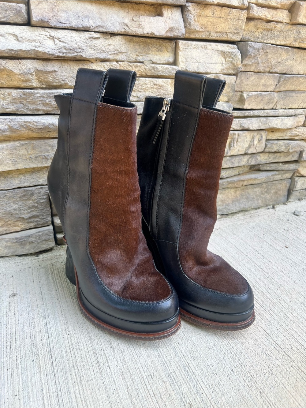 Fendi Black Leather w/ Brown Haircalf Sculpted Heel Ankle Boots sz 7